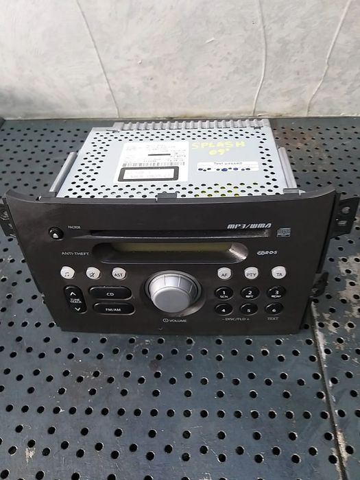 Radio cd player mp3 suzuki splash 3910151k0