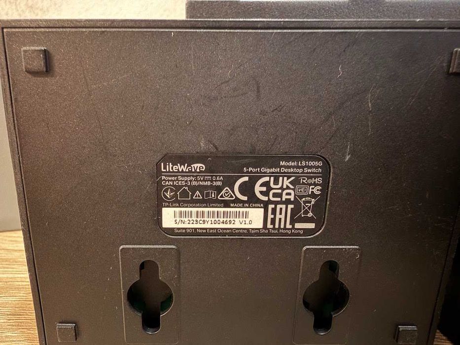 Pachet Switch-uri Gigabit TP-Link și Switch PoE Cudy