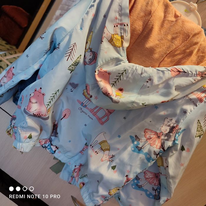 Продам недорого Джинсовку и Ветровку