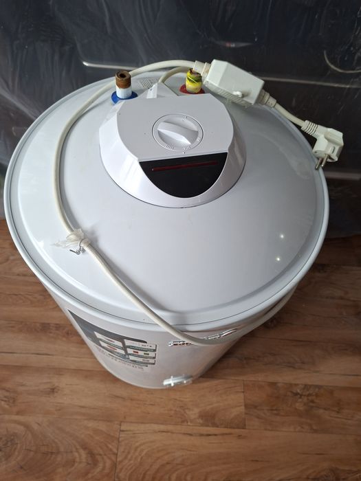 Продам титан 80 литров.