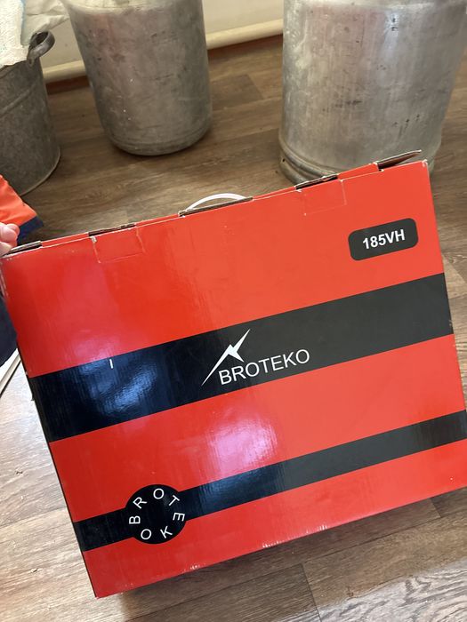 Монитор для компьютера от фирмы Broteko 185Н