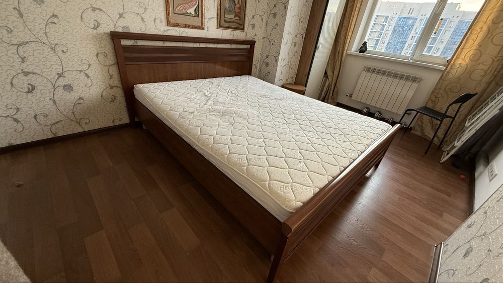 Кровать двуспальная 160/200