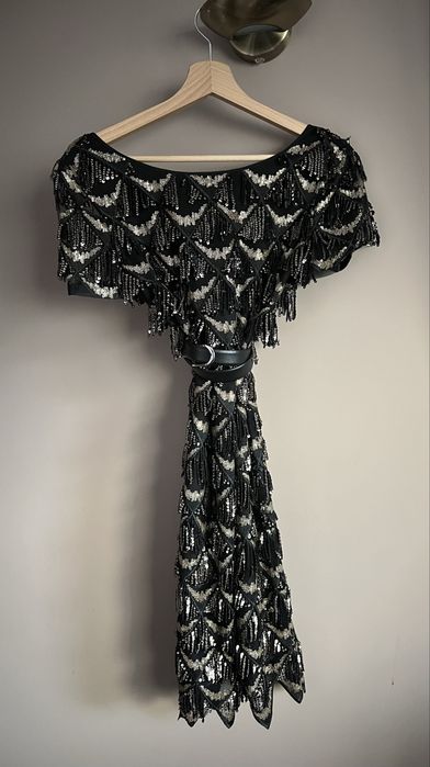 Блестяща рокля с пайети