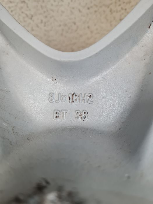 Оригинални джанти за МЕРЦЕДЕС MERCEDES R16 5x112 ET38 8J