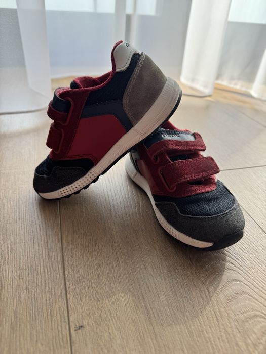 Adidasi Geox marime 26