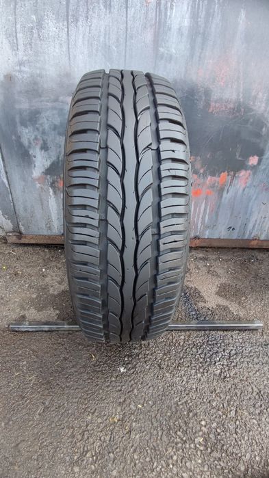 1бр. лятна гума 185/60/15 Debica Presto Hp2
dot22
8.2mm
Много добро съ