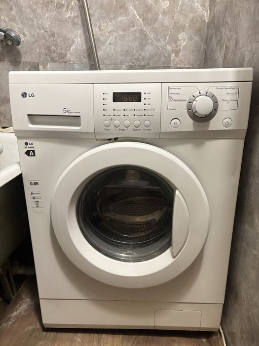 Продам стиральную машину