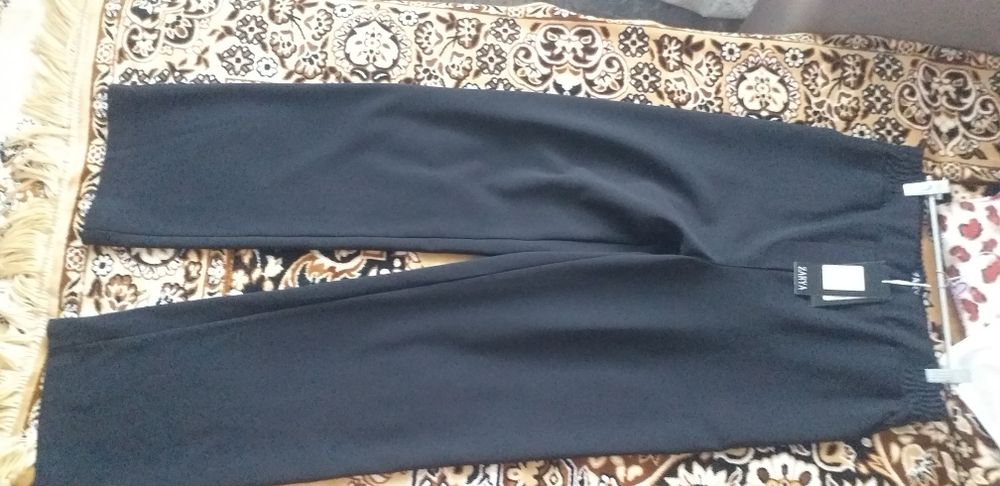 Женские брючки,Зара.