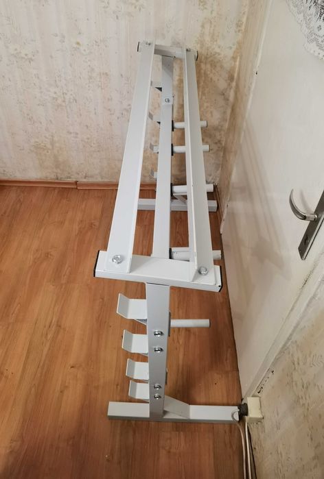 Продавам комбинирана стойка за дъмбели, лостове и тежести