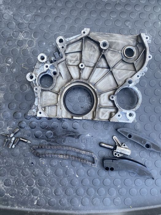 Капак ангренажна верига + пълен комплект вериги BMW / MINI N47C20A