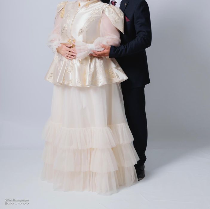 Продам свадебное платье 50-52 размера