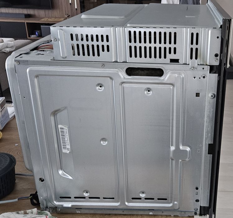 Фурна за вграждане Bosch HBF154BS0