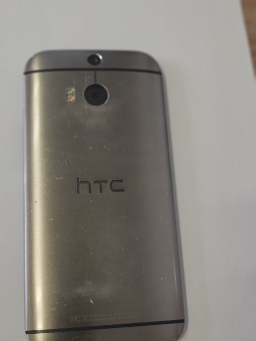 Vând telefon HTC One M8s