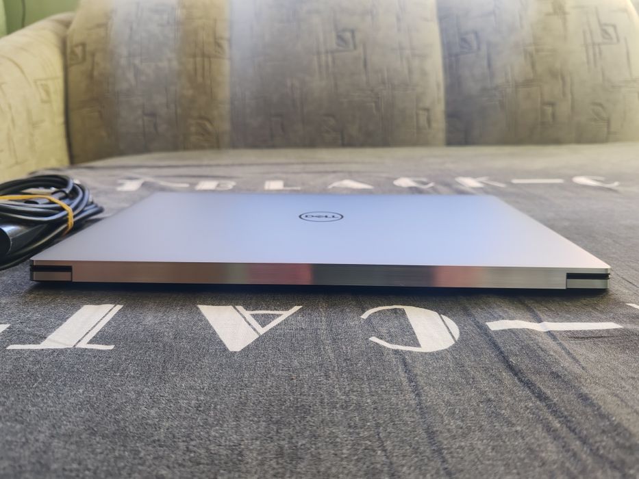 DELL precision 5550  i7 10850H 4K тъчскрийн дисплей