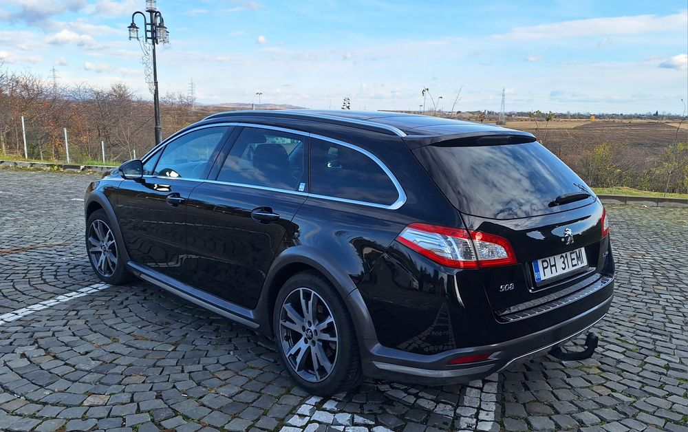Peugeot 508 RXH Hybrid4