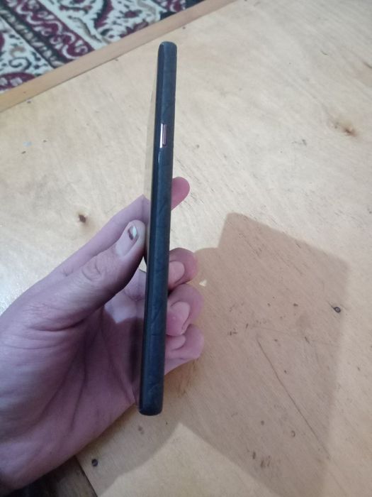 Samsung galaxy note 9 128/6 usta ko‘rmagan