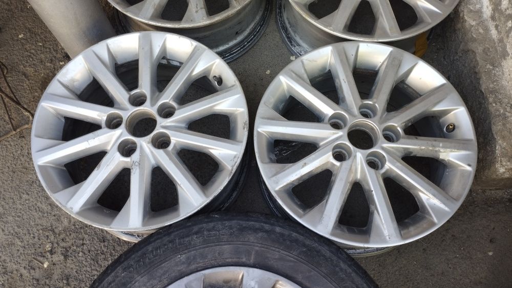 Тоета оригинал диски р16, R16 camry 5*114.3