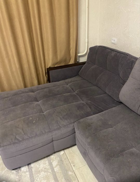 Продам большой угловой диван