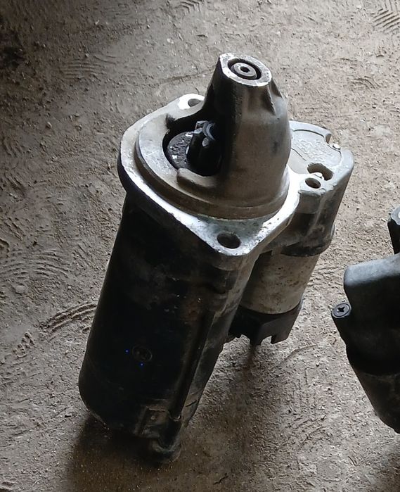 Стартер Magnetti Marelli на BMW E36