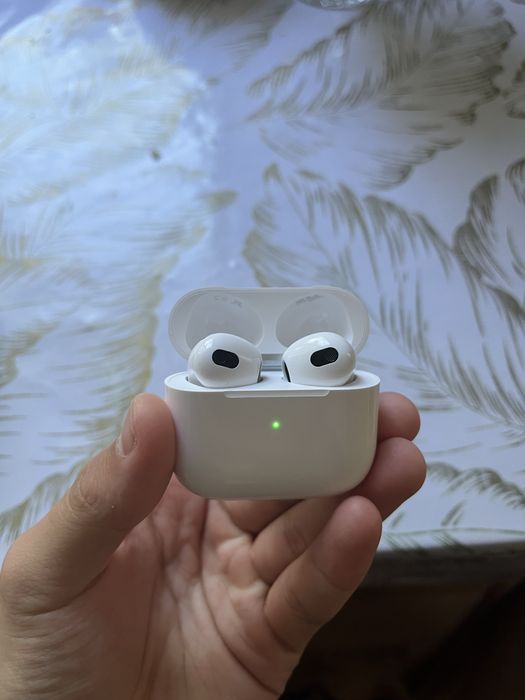 Air Pods 3 Оригинал (торг есть)