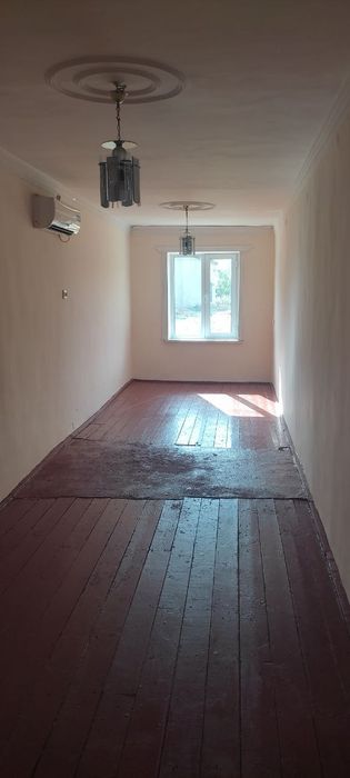 Уй сотилади 5 хона 1 этаж Нишон тумани марказидан 2 микрараён