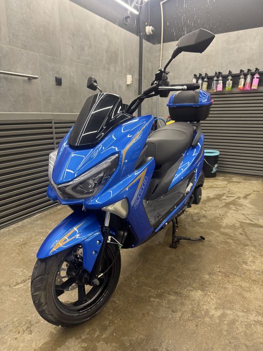 Скутер Benally 200