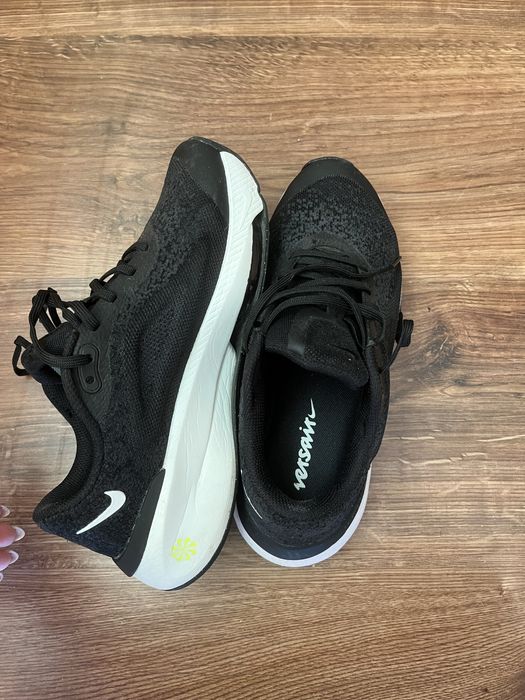 Дамски Nike Versair