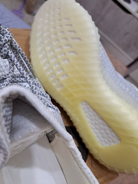 Продам летние кроссовки 40р