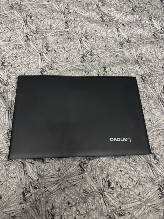 Лаптоп Lenovo V110-15IAP