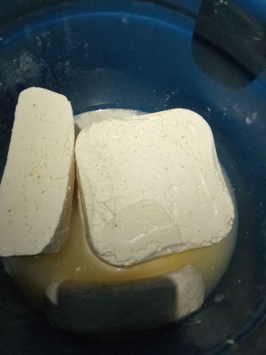 Brânză de vânzare