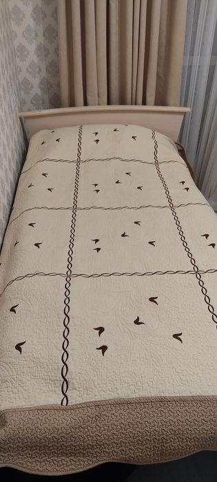 Продам кровать одноместный