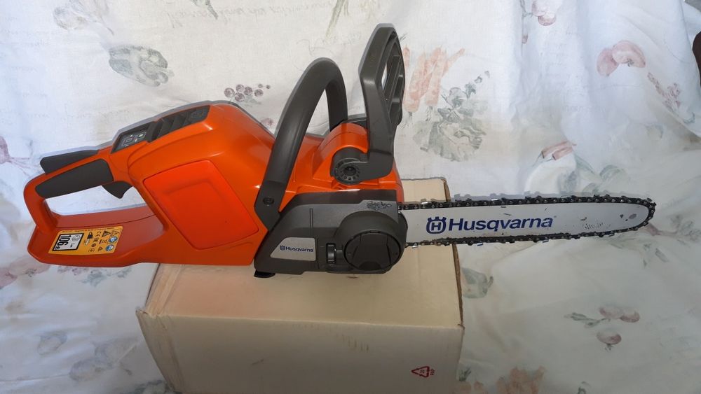 Drujba Husqvarna  330i
