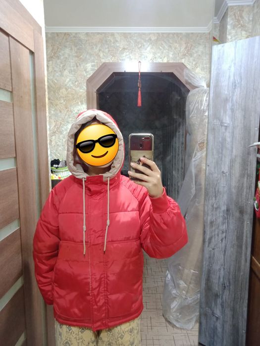 Продам осенние куртки