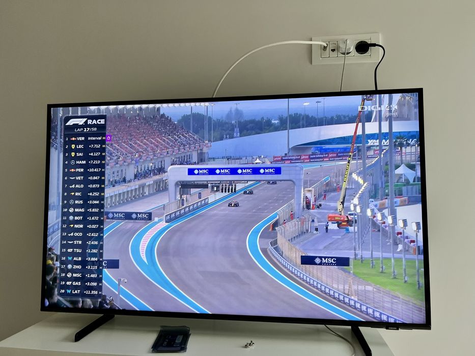 TV Samsung QLED 4K 108 cm ,43 – Q60B, 4K, Smart TV – CA NOU !