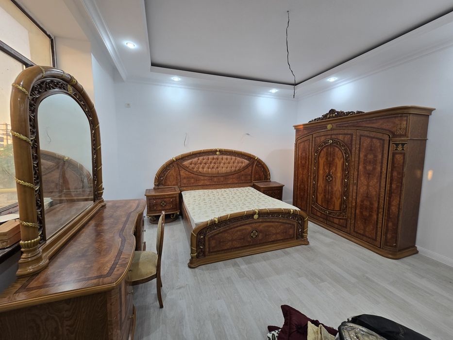 Мебель для спальной