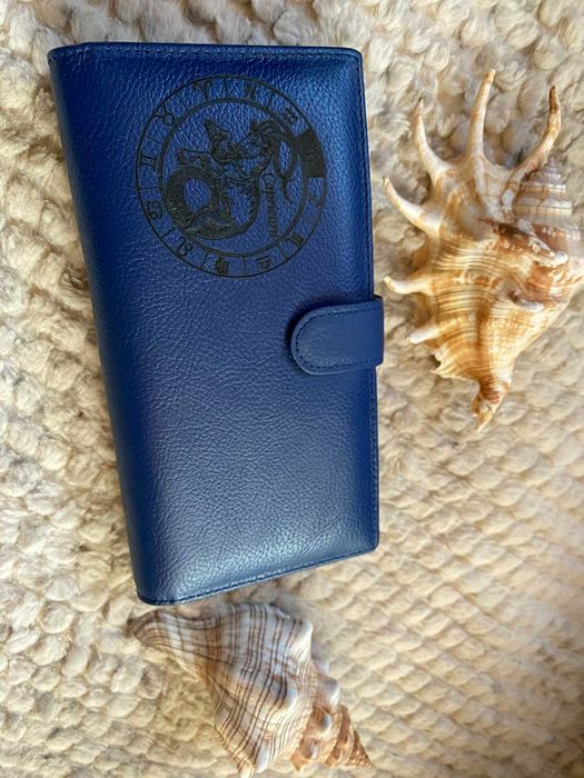 Гравирано дамско портмоне от естествена кожа