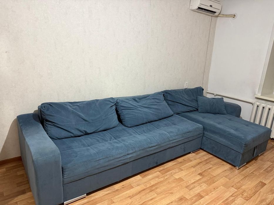 Диван в хорошем состоянии