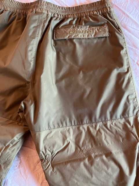 Pantaloni vătuiți