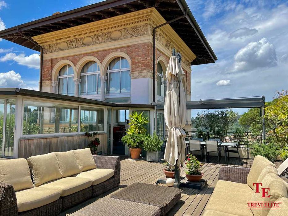 Лак для защиты травертина, камня