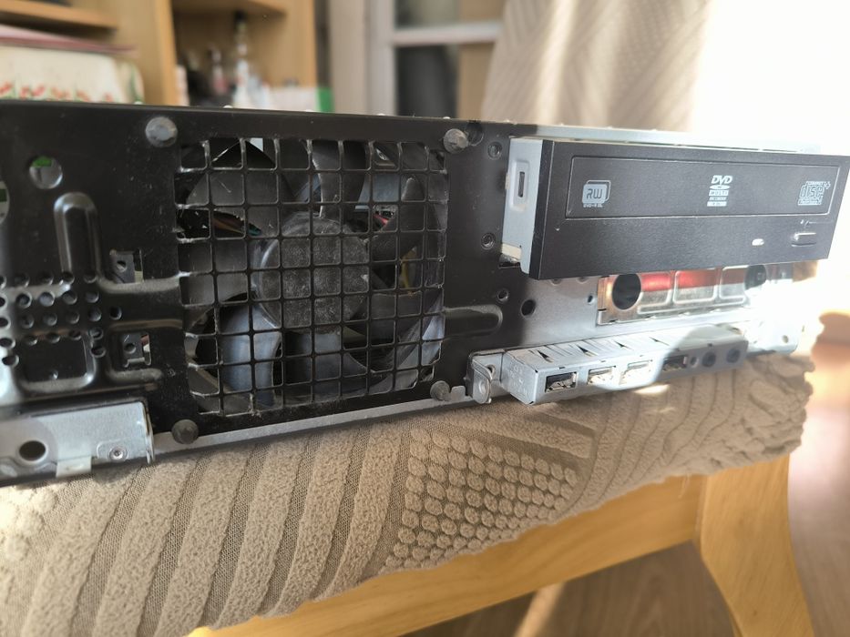 fujitsu esprimo e700 e90+