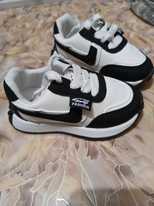 Детские кросовки