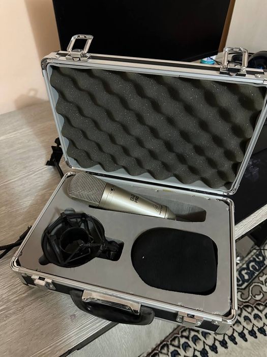 studiya uchun profisanal mikrafon behringer b2 pro