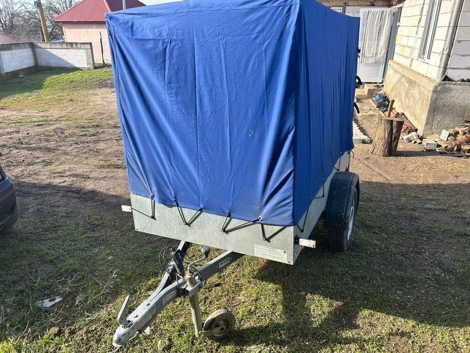 vind remorca spatioasa