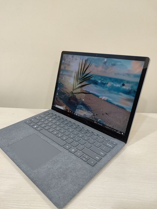 Microsoft surface laptop 5