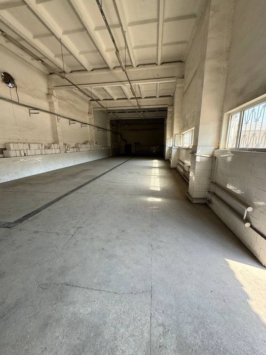 Бектимир . Склад и офис  852 кв.м