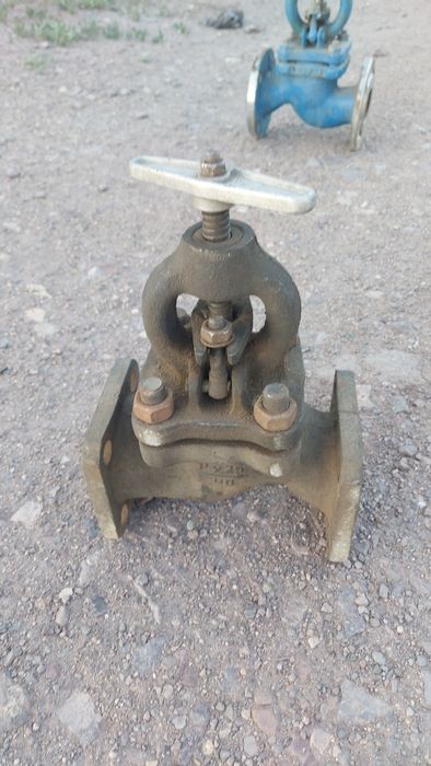 Вентили  на 40  чугунный