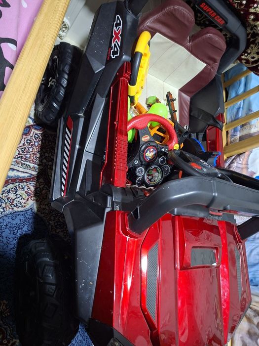 Bolalar pultli moshinasi