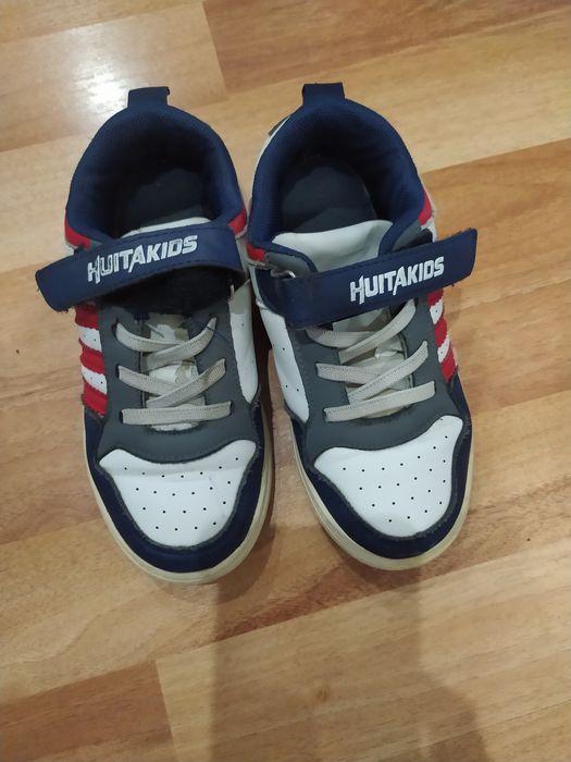 Продам кроссовки на мальчика