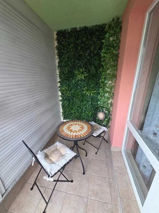 Двустаен апартамент в ж.к. Белите Брези