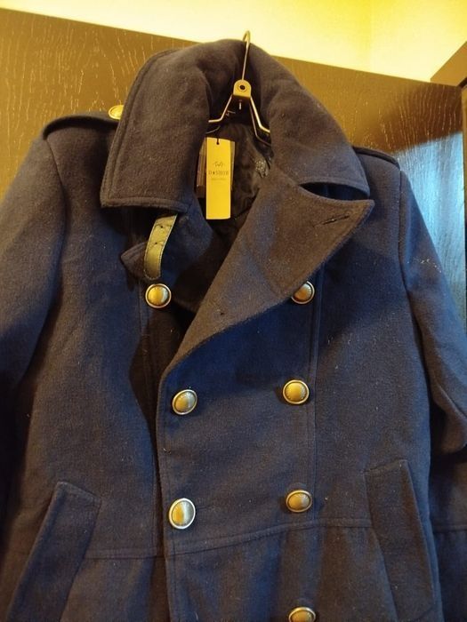 Продам куртку женскую